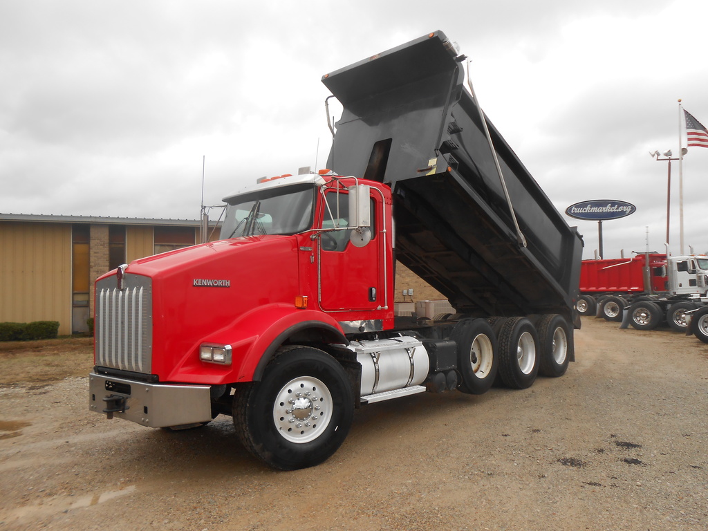 USED 2008 KENWORTH T800 DUMP TRUCK FOR SALE IN MS 6433