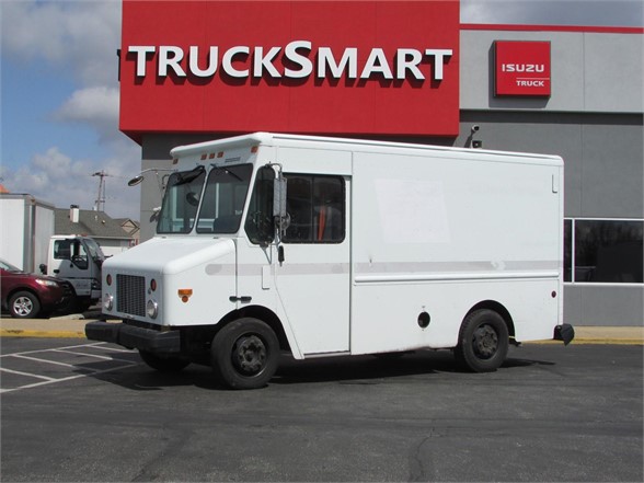 Step Vans For Truck N Trailer Magazine 2004 Freightliner Mt45 Step Van 561376