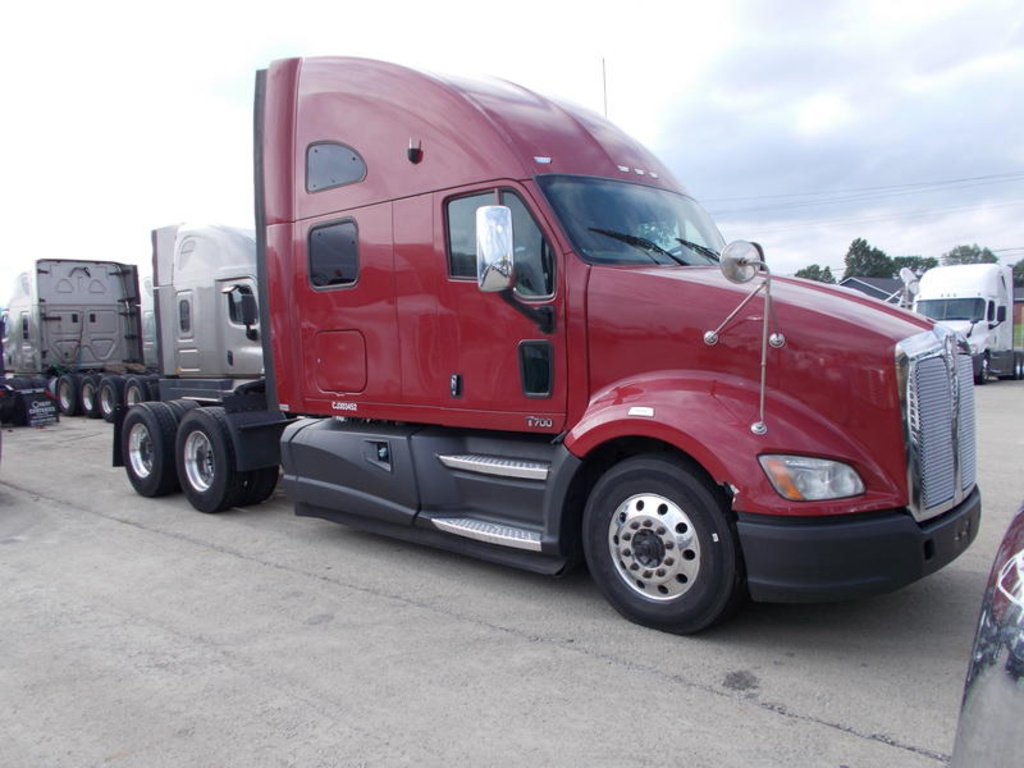 Kenworth Tandem Axle Sleeper For Sale 7084