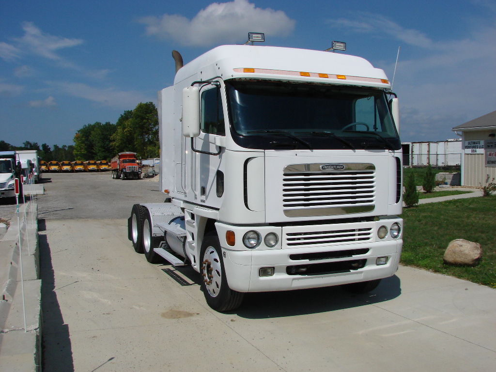 2000 Freightliner Freightliner Argosy Ohio Tandem Axle Cab Over