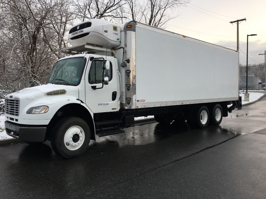 2011 Freightliner M2 106 REEFER TRUCK 602023 Reefer Truck