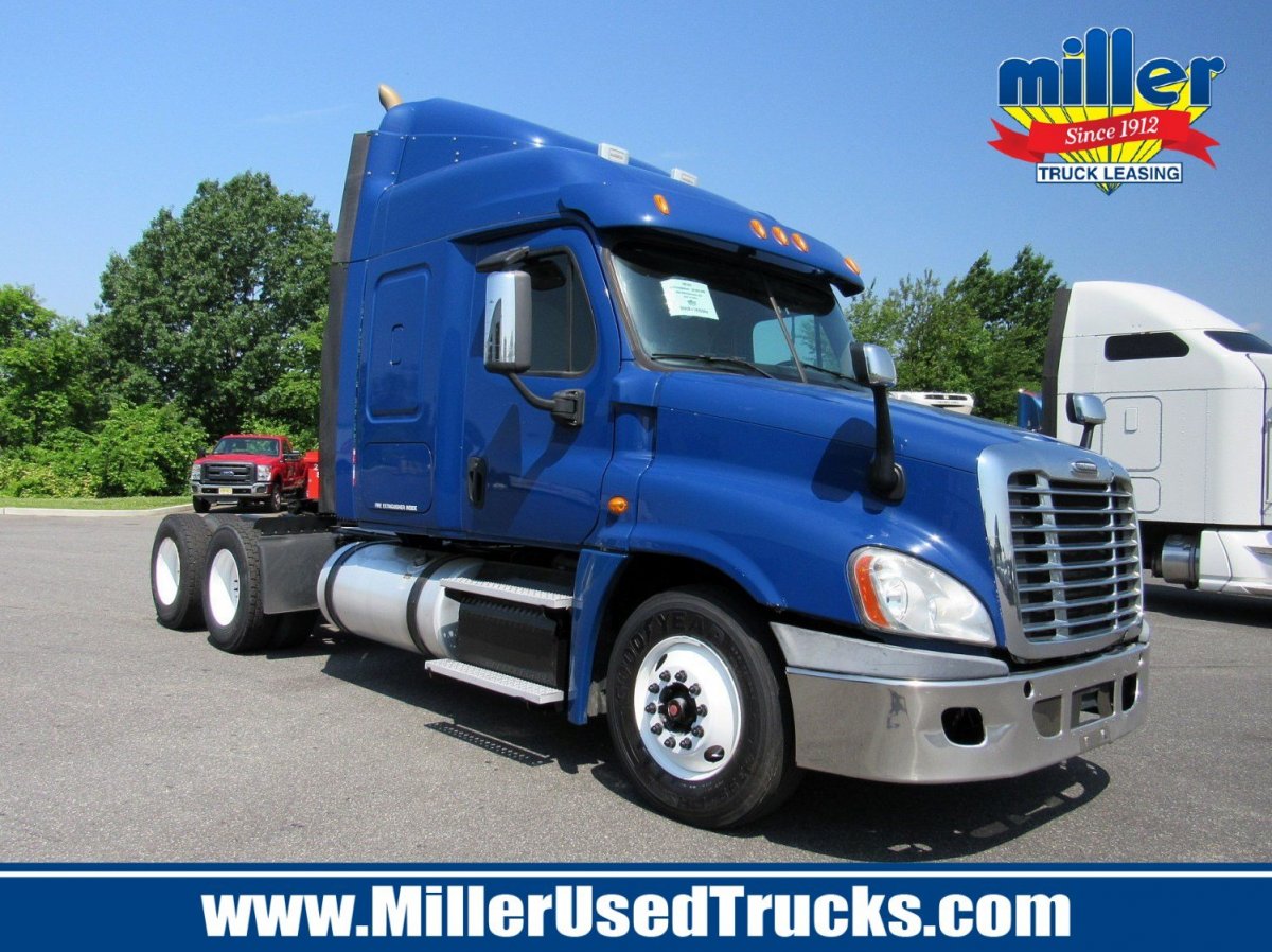 2014 Freightliner Cascadia Tandem Axle Sleeper For Sale 3027