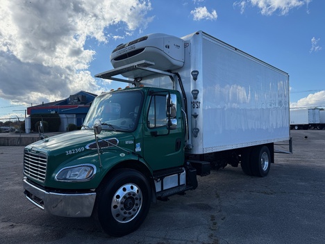 2018 Freightliner M2106 Reefer Truck #5532