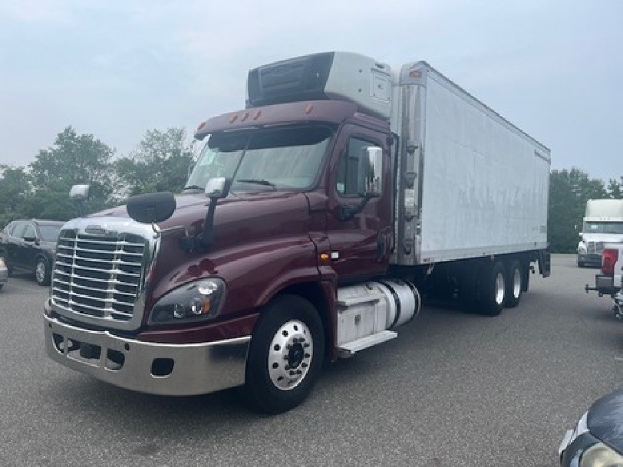 2017 Freightliner CASCADIA Reefer Truck #2 2017 Freightliner CASCADIA Reefer Truck #2