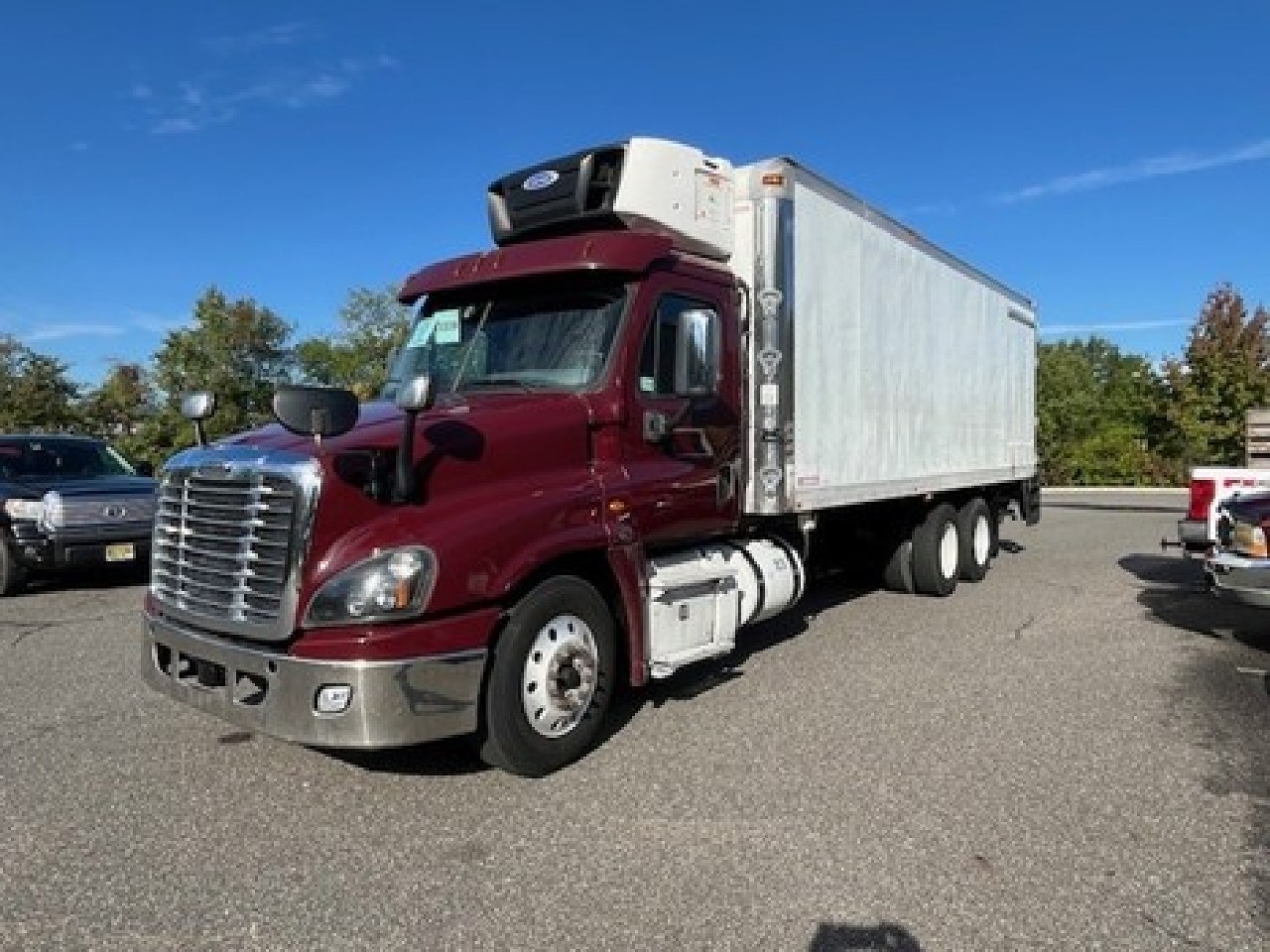 2018 Freightliner CASCADIA Reefer Truck #2 2018 Freightliner CASCADIA Reefer Truck #2