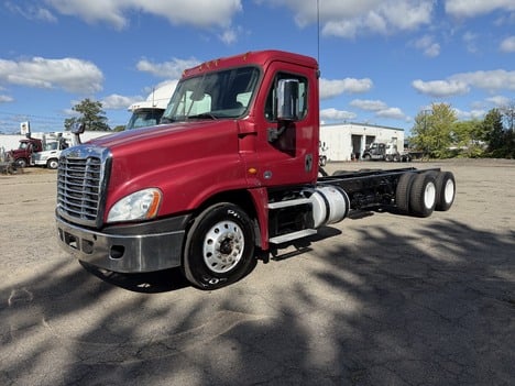 2018 Freightliner CASCADIA Cab Chassis Truck #5668 2018 Freightliner CASCADIA Cab Chassis Truck #5668