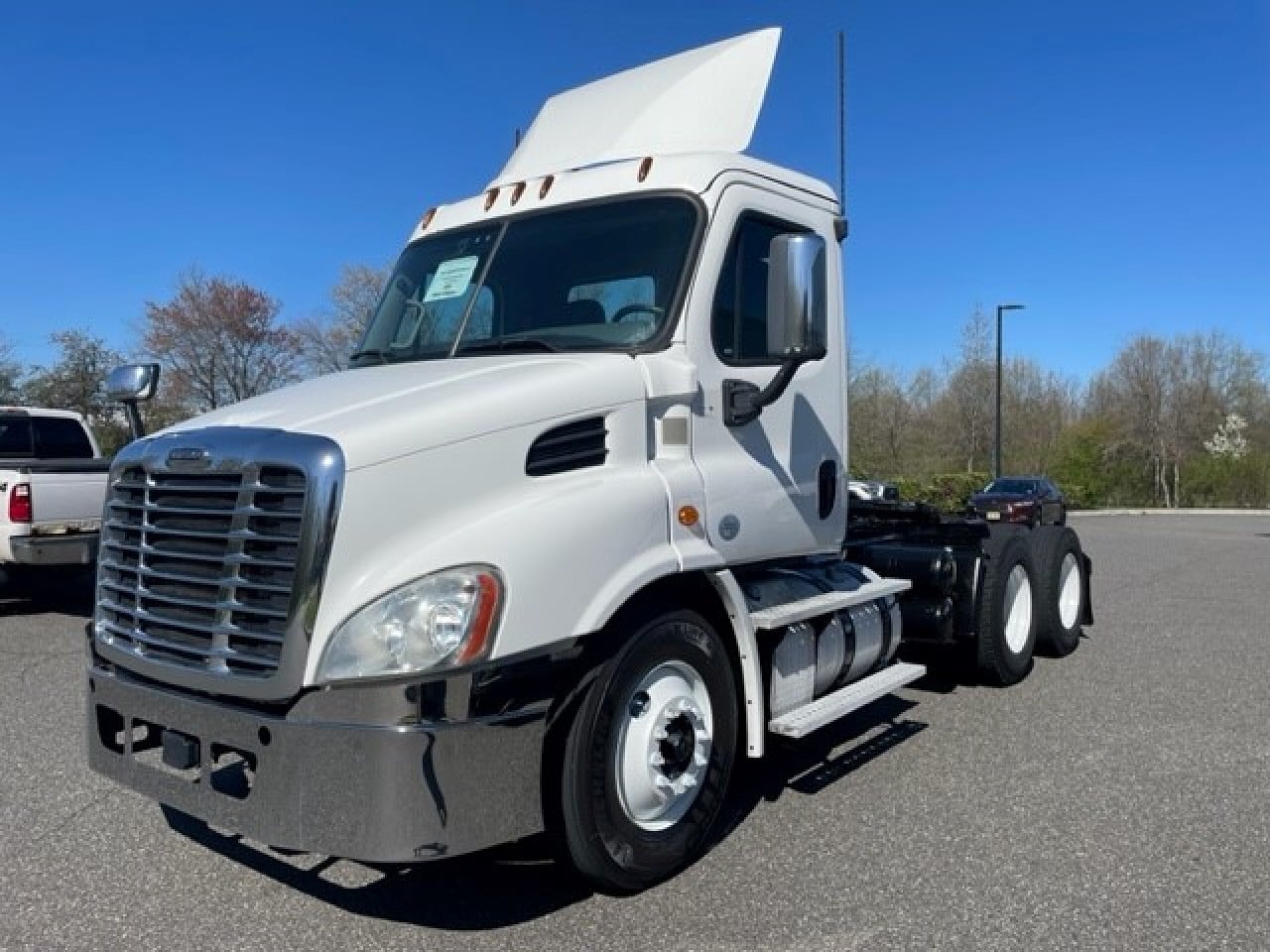 2019 Freightliner CAS113 Tandem Axle Daycab #2 2019 Freightliner CAS113 Tandem Axle Daycab #2