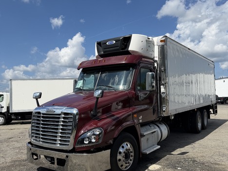 2017 Freightliner CASCADIA Reefer Truck #5788