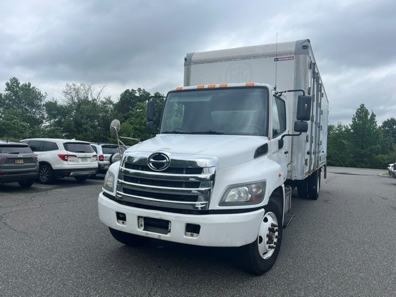 2019 Hino 268A Box Van Truck #2 2019 Hino 268A Box Van Truck #2