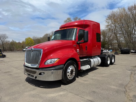 2020 International LT625 Tandem Axle Sleeper #5856