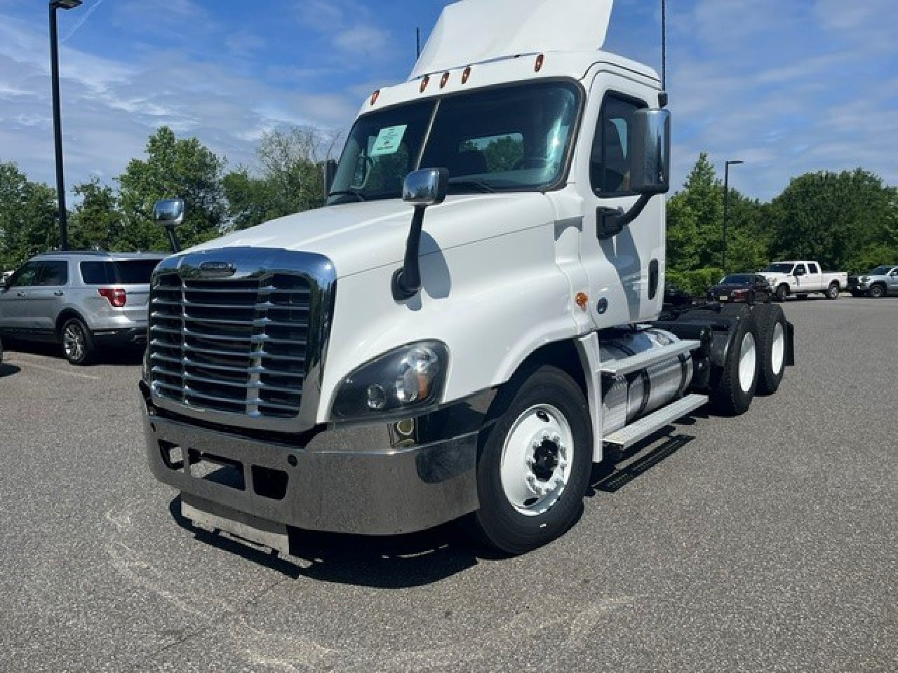 2020 Freightliner CAS125-DC Tandem Axle Daycab #2 2020 Freightliner CAS125-DC Tandem Axle Daycab #2