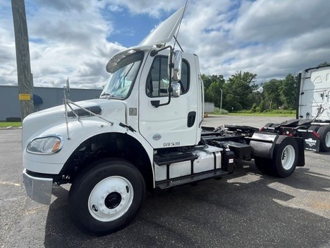 2021 Freightliner M2106 Single Axle Daycab #5992