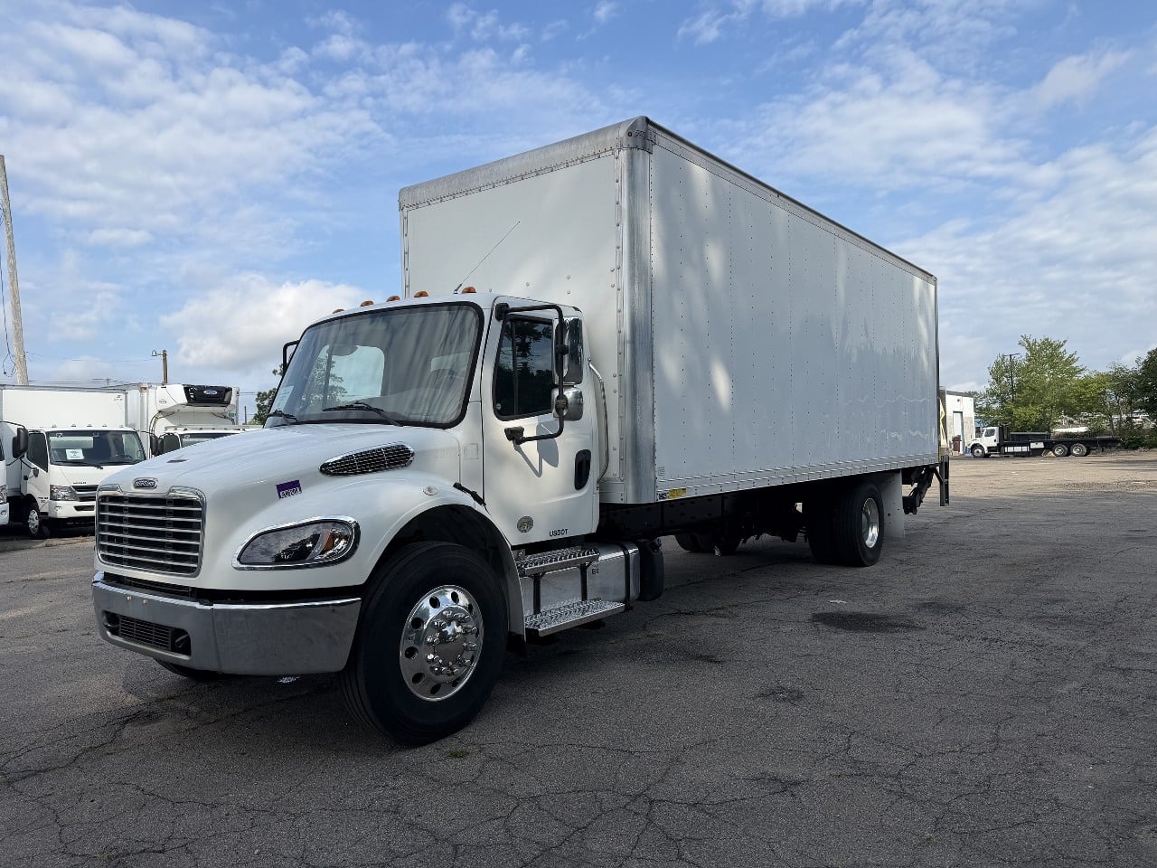 2020 Freightliner M2106 Box Van Truck #2 2020 Freightliner M2106 Box Van Truck #2