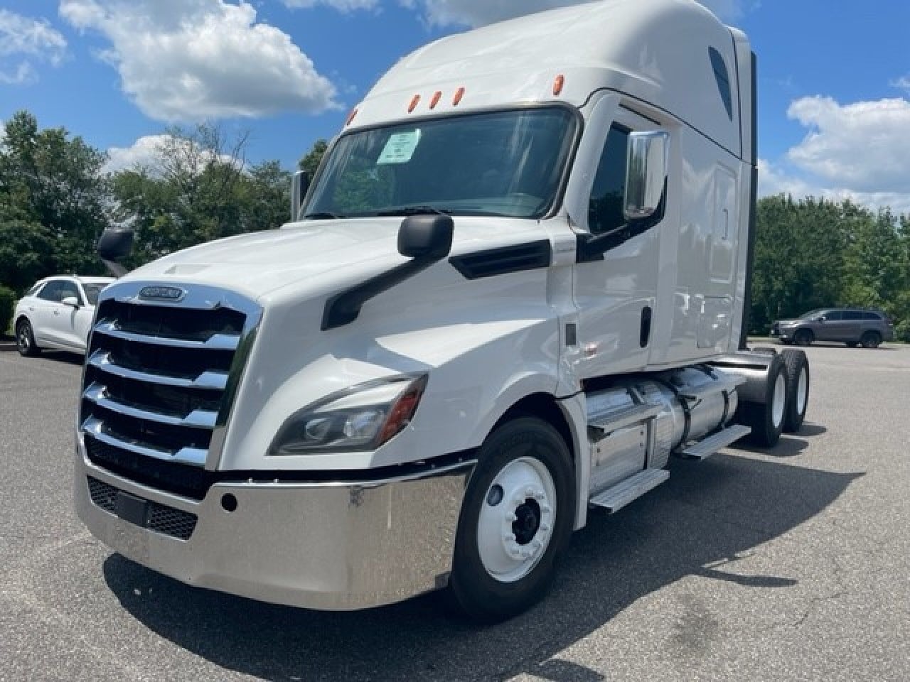 2023 Freightliner CA126SLP Tandem Axle Sleeper #2 2023 Freightliner CA126SLP Tandem Axle Sleeper #2