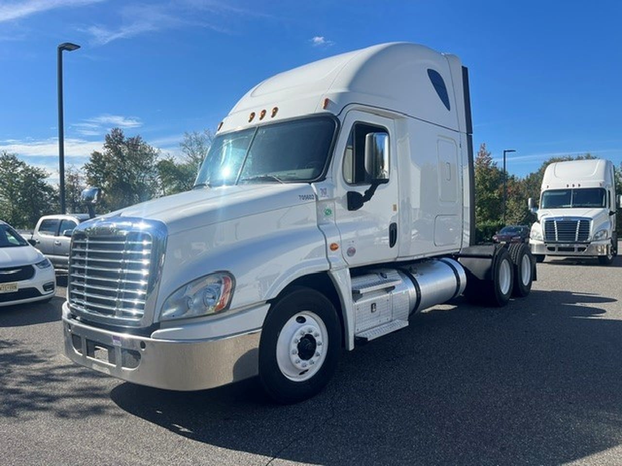 2020 Freightliner CASCADIA 125 Tandem Axle Sleeper #2 2020 Freightliner CASCADIA 125 Tandem Axle Sleeper #2