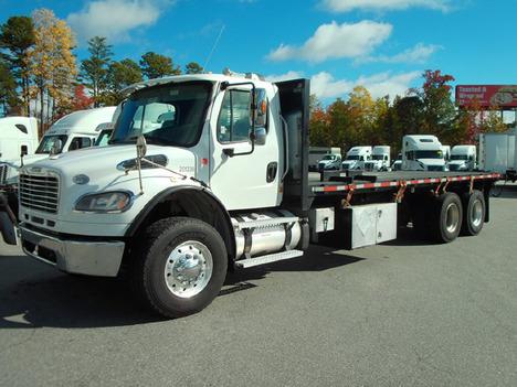 2019 FREIGHTLINER M2 Flatbed Truck #4032
