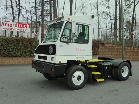 2015 CAPACITY SABRE5 Yard Jockey - Spotter #4048