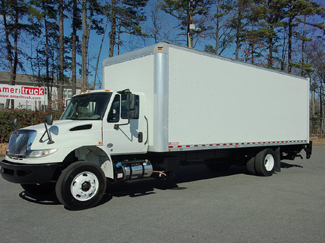 2018 INTERNATIONAL 4300 Box Van Truck #4053