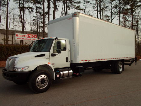 2019 INTERNATIONAL MV607 Box Van Truck #4057