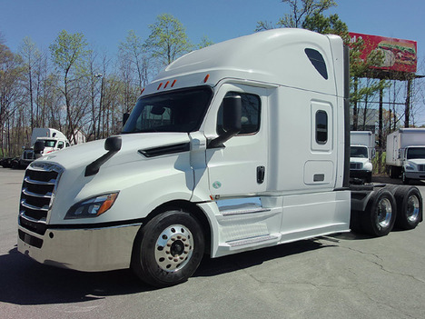2019 FREIGHTLINER CASCADIA Sleeper #4065