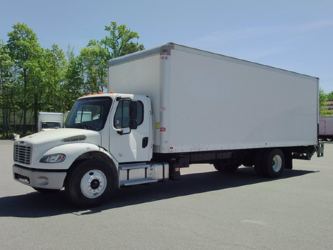 2022 FREIGHTLINER M2 Box Van Truck #4077