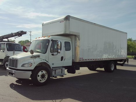 2019 FREIGHTLINER M2 Box Van Truck #4078
