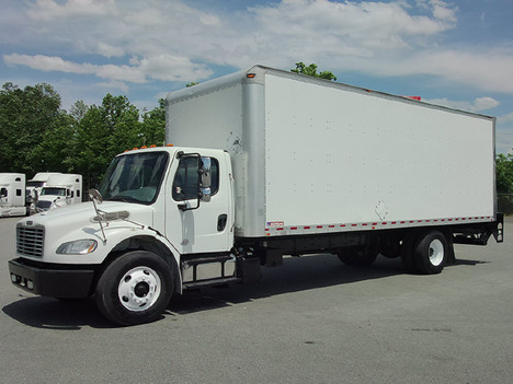 2018 FREIGHTLINER M2 Box Van Truck #4081