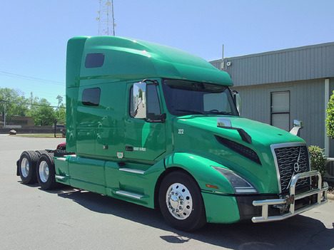 2020 VOLVO 760 Sleeper #4089