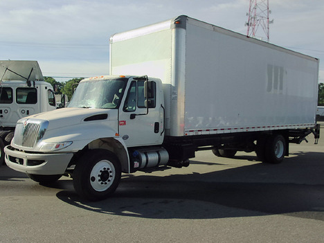 2018 INTERNATIONAL 4300 Box Van Truck #4091