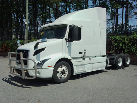 2020-volvo-vnr-640-sleeper #4097