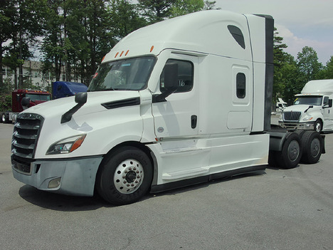 2022 FREIGHTLINER CASCADIA Sleeper #4109