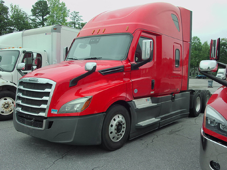 2023 FREIGHTLINER CASCADIA Sleeper #4124