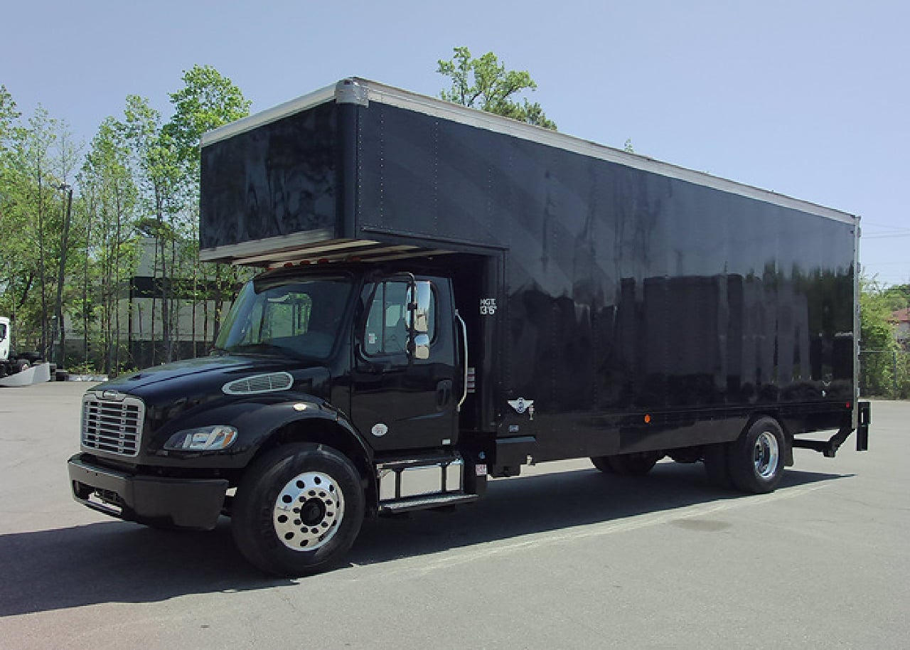 2019 FREIGHTLINER M2 Box Van Truck #1 2019 FREIGHTLINER M2 Box Van Truck #1