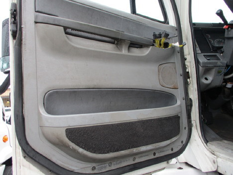 USED 2007 FREIGHTLINER COLUMBIA TANDEM AXLE DAYCAB TRUCK #13408