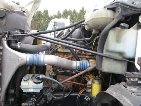USED 2007 FREIGHTLINER COLUMBIA TANDEM AXLE DAYCAB TRUCK #13408