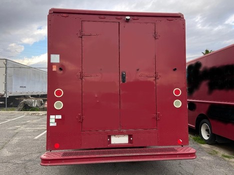 USED 2009 FREIGHTLINER MT45 STEP VAN TRUCK #14238