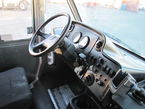 USED 2009 FREIGHTLINER MT45 STEP VAN TRUCK #14239
