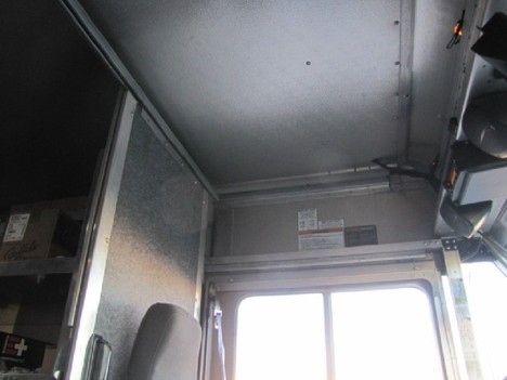 USED 2009 FREIGHTLINER MT45 STEP VAN TRUCK #14239