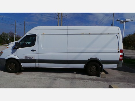 USED 2011 FREIGHTLINER SPRINTER VAN PANEL - CARGO VAN TRUCK #14277