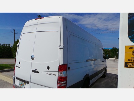 USED 2011 FREIGHTLINER SPRINTER VAN PANEL - CARGO VAN TRUCK #14277