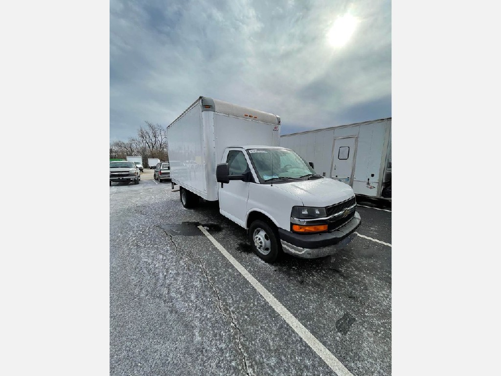 USED 2016 CHEVROLET EXPRESS 6.0 CUTAWAY BOX VAN TRUCK #14381