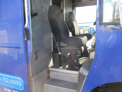 USED 2009 FREIGHTLINER MT45 STEP VAN TRUCK #14390