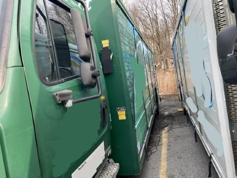 USED 2010 FREIGHTLINER M2 BEVERAGE TRUCK #14452
