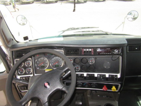USED 2015 KENWORTH T440 SINGLE AXLE DAYCAB TRUCK #15316