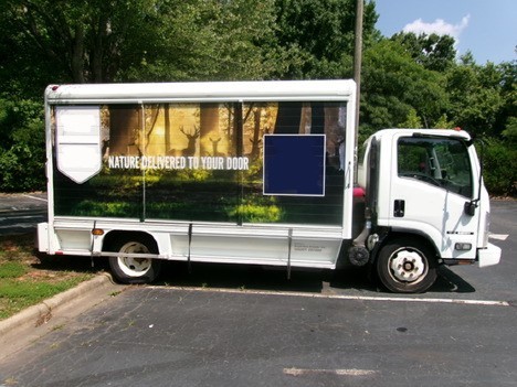 USED 2015 ISUZU NRR BEVERAGE TRUCK #15376