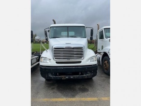 2005 FREIGHTLINER Columbia Tandem Axle Daycab #16469