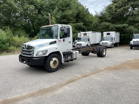2018 HINO 338 Cab Chassis Truck #18248 2018 HINO 338 Cab Chassis Truck #18248