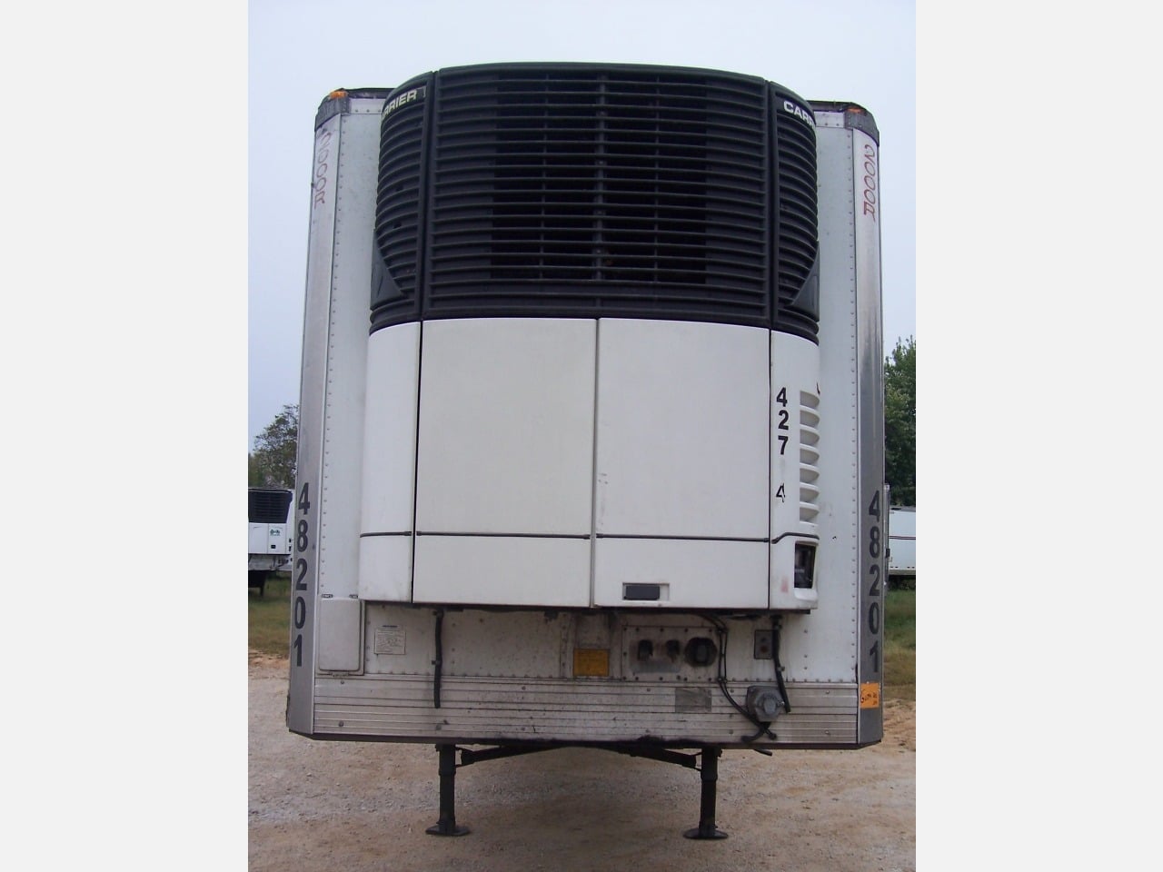 USED 2002 UTILITY 48' ROLL UP DOOR REEFER TRAILER #18364 USED 2002 UTILITY 48' ROLL UP DOOR REEFER TRAILER #18364