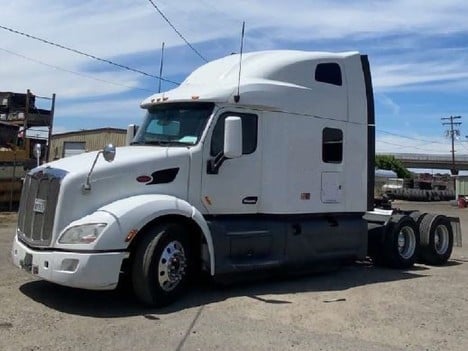 2020 PETERBILT 579 Tandem Axle Sleeper #18447 2020 PETERBILT 579 Tandem Axle Sleeper #18447