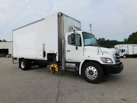 USED 2018 HINO 338 BOX VAN TRUCK #18477